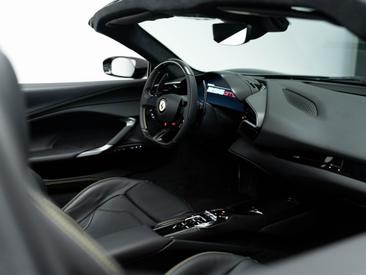 Ferrari 296 GTS — photo 9