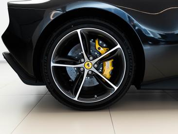 Ferrari 296 GTS — photo 13