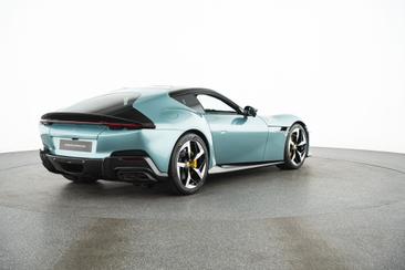 Ferrari 12 Cilindri — photo 3