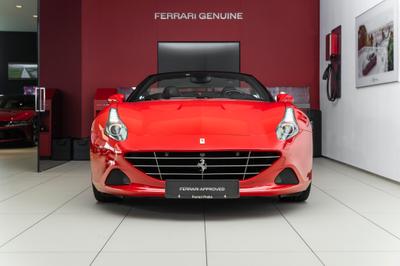 Ferrari California T