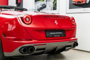 Ferrari California T — photo 9