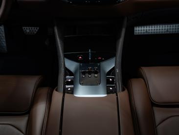 Ferrari Purosangue — photo 16