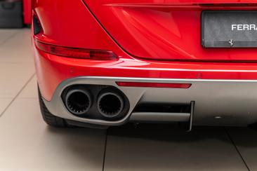 Ferrari California T — photo 11