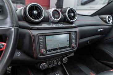 Ferrari California T — photo 19