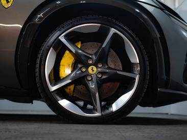 Ferrari Purosangue — photo 38