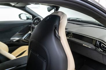 Ferrari 12 Cilindri — photo 15
