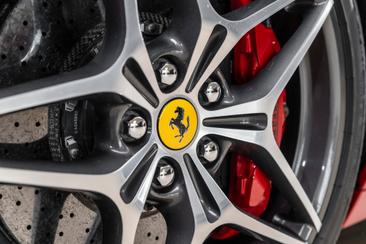 Ferrari California T — photo 31