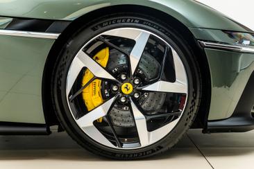 Ferrari 12 Cilindri — photo 19