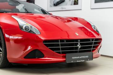 Ferrari California T — photo 35