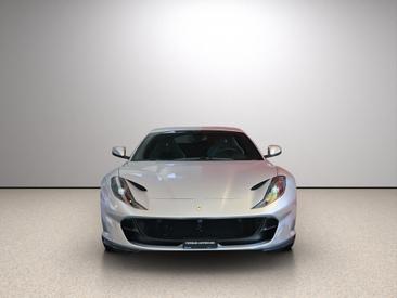 Ferrari 812 Superfast — photo 2