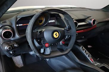 Ferrari 812 Superfast — photo 5