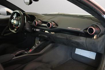 Ferrari 812 Superfast — photo 7