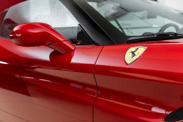 Ferrari California T — photo 48