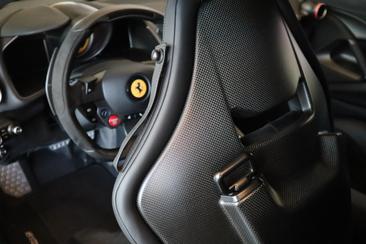 Ferrari 812 Superfast — photo 9