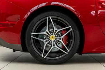 Ferrari California T — photo 50