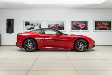 Ferrari California T — photo 53
