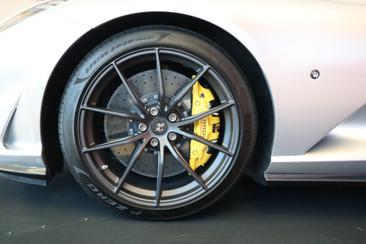 Ferrari 812 Superfast — photo 14