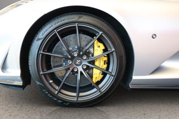 Ferrari 812 Superfast — photo 21