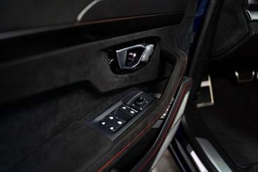 Lamborghini Urus Performante — photo 16