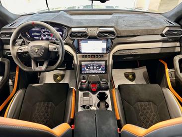 Lamborghini Urus Performante — photo 11