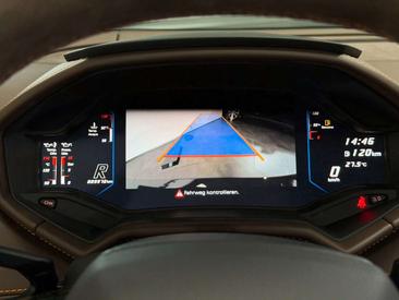 Lamborghini Huracán Evo Spyder — photo 26