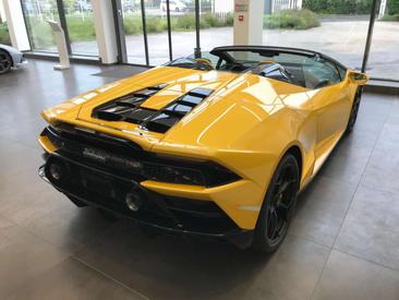 Lamborghini Huracán Evo Spyder — photo 4