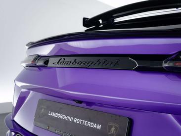 Lamborghini Urus Performante — photo 22