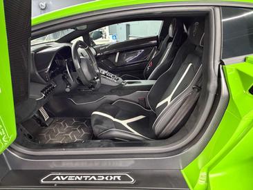 Lamborghini Aventador SVJ — photo 10