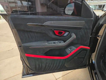 Lamborghini Urus Urus Performante — photo 12