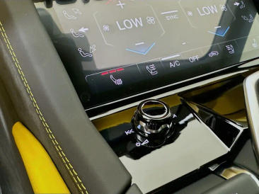 Lamborghini Urus Urus SE — photo 26