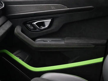 Lamborghini Urus Urus Performante — photo 26