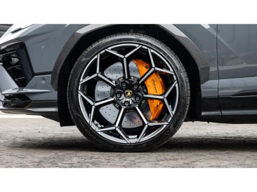 Lamborghini Urus Urus Performante — photo 19