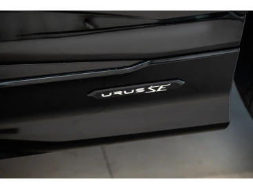 Lamborghini Urus Urus SE — photo 10