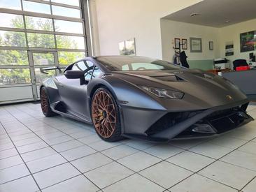 Lamborghini Huracán STO — photo 2