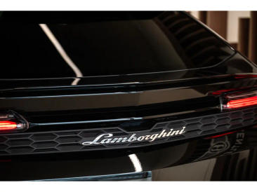 Lamborghini Urus Urus SE — photo 18