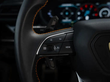Lamborghini Urus Urus SE — photo 40