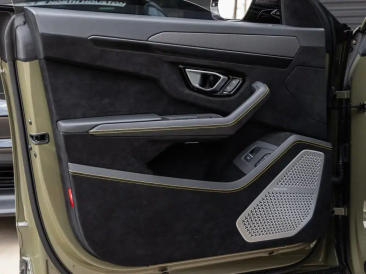 Lamborghini Urus Urus Performante — photo 26