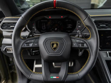 Lamborghini Urus Urus Performante — photo 38