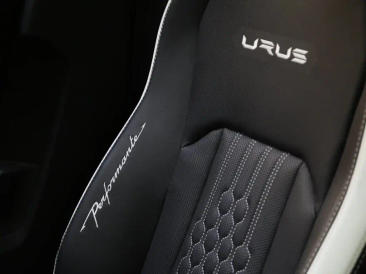 Lamborghini Urus Urus Performante — photo 41