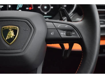 Lamborghini Urus Urus SE — photo 46