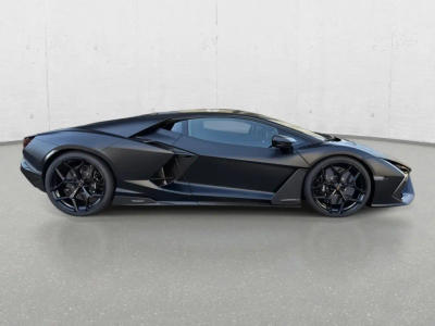 Lamborghini Revuelto Revuelto