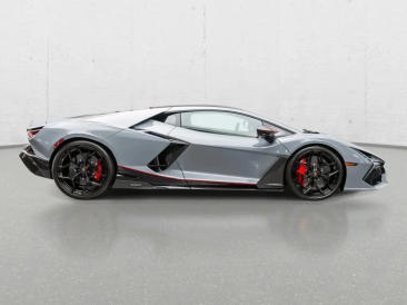 Lamborghini Revuelto Revuelto — photo 2