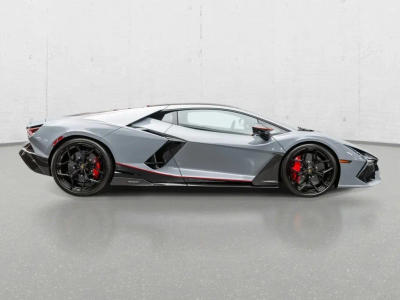 Lamborghini Revuelto Revuelto