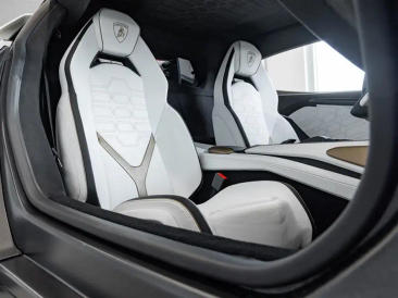 Lamborghini Revuelto Revuelto — photo 9