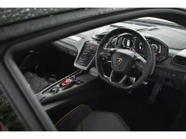 Lamborghini Revuelto Revuelto — photo 7