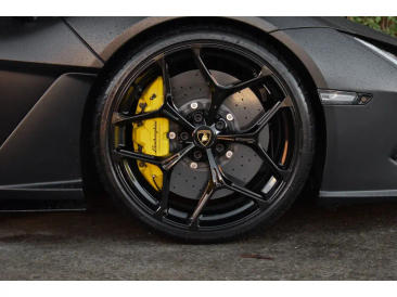 Lamborghini Revuelto Revuelto — photo 9