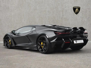 Lamborghini Revuelto Revuelto — photo 12