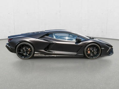 Lamborghini Revuelto Revuelto