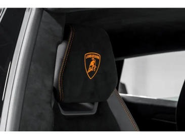 Lamborghini Urus Urus Performante — photo 41