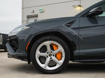 Lamborghini Urus Urus SE — photo 9